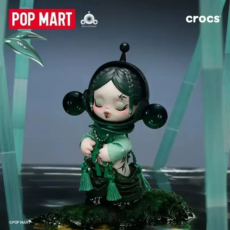 Model Kit Anime Girl - POP MART SKULLPANDA X CROCS Série